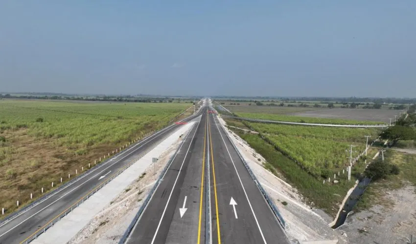 Programa federal de bacheo reforzará la red carretera tamaulipeca