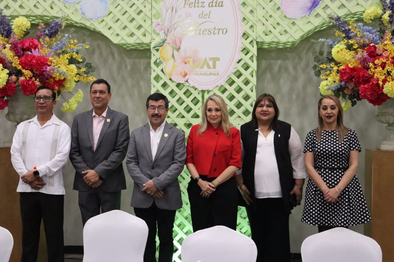 Dámaso Anaya reconoce al magisterio como fortaleza académica de la UAT