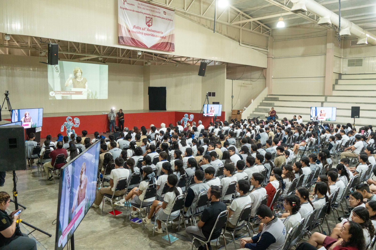 Rector refrenda compromiso de la UAT con su comunidad estudiantil